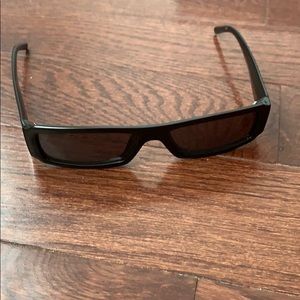 gucci sunglasses black small y2k early 2000s style